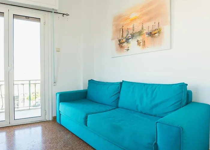 Super Paradise Apartments