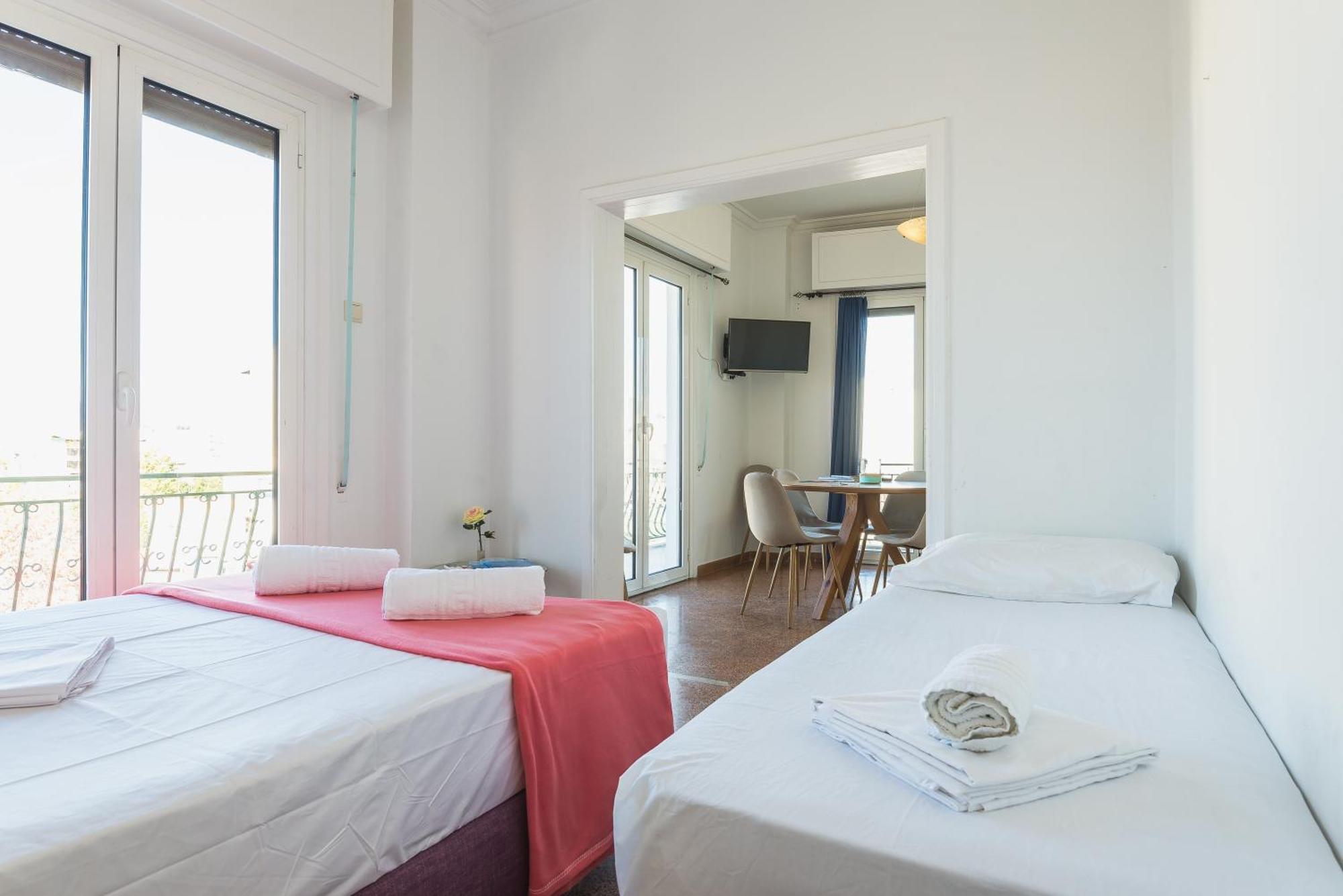 Apartment Super Paradise Athens